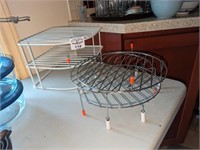 Kitchen cooling racks