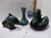 Blue Mountain Pottery Tallest Vase 6" / Swan