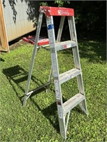 Davidson 4' A-Frame Ladder, 6' A-Frame Ladder