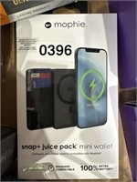 MOPHIE SNAP AND JUICE PACK RETAIL $70