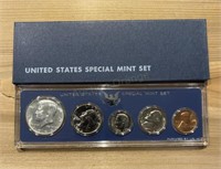 1966 Us Special Mint Set W Silver Half Dollar