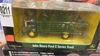 Athearn John Deere Ford C series truck 1/50 scale