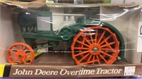Ertl, John Deere overtime tractor 1/16 scale