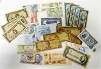 25 pc FOREIGN CURRENCY / PAPER MONEY