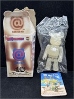 Bearbrick 100% Series 40 Basic "B"