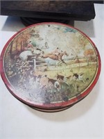 Vintage horse hunting scene candy tin