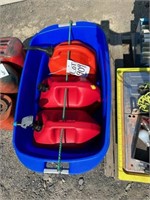 Tote with 3 gas containers