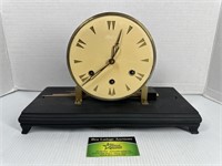 Herr Mantle Clock