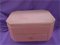 Jewelry box w/ jewelry unsearched