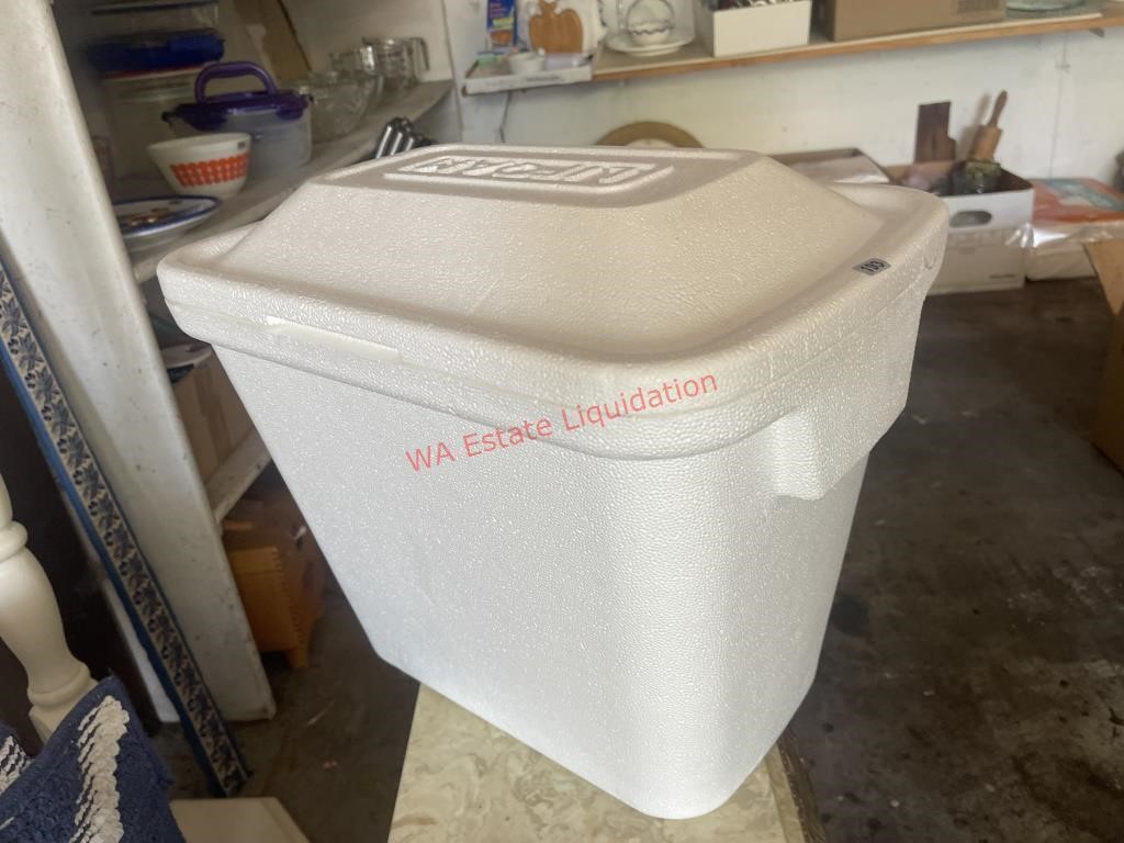 Styrofoam Cooler (garage)