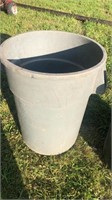 Heavy duty Rubbermaid trash can