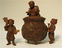 VERY DETAILED CARVED CHINESE WOOD JAR