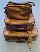 B.L.D Brown Suitcase Set