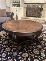 Round wooden Cocktail Table