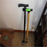 2 ADJUSTABLE WALKING CANES