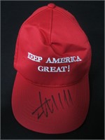 DONALD TRUMP SIGNED RED KAG HAT COA