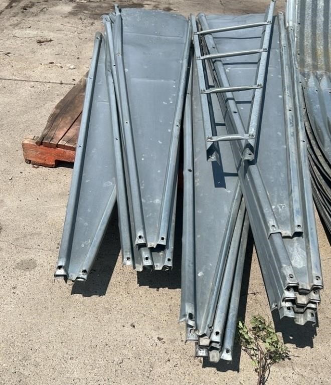 Quantity of Used Roof panels for 14 foot Twister