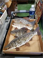 Lot of Wooden Fish Taxidermy Décor