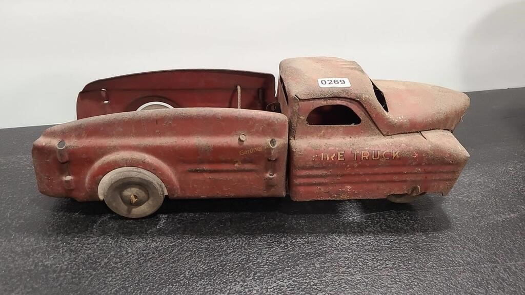 VINTAGE METAL FIRETRUCK 12" X 5" X 4"