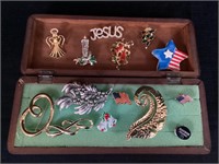 Assorted pins- costume Jewelry