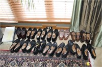 15 PAIRS OF MEN'S SHOES - SIZE 9 1/2 ROCKPORT,