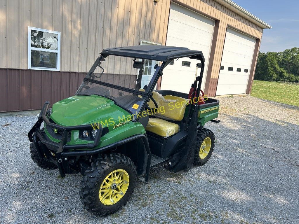 2020 John Deere XUV590M Gator -