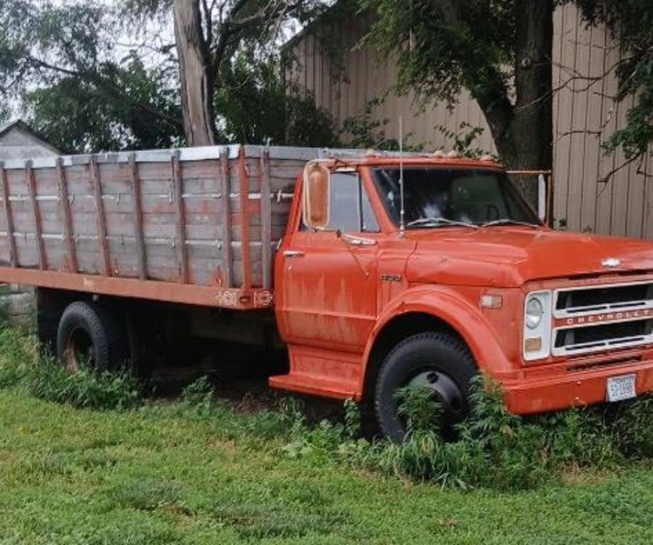 70 chevy c50  starts and run but will need towed