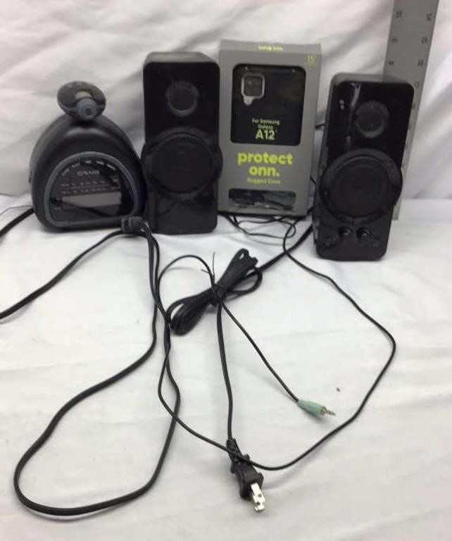 C4) SMALL ELECTRONICS LOT-SPEAKERS, PROJECTION