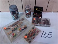 VTG. BOBBINS THREAD AND BUTTONS