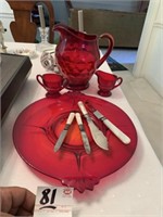 Ruby Red and Knifes