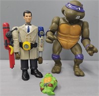 2 Action Figures incl Ninja Turtle & Night Light