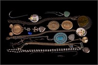 Vintage Necklaces and Pendants (16)