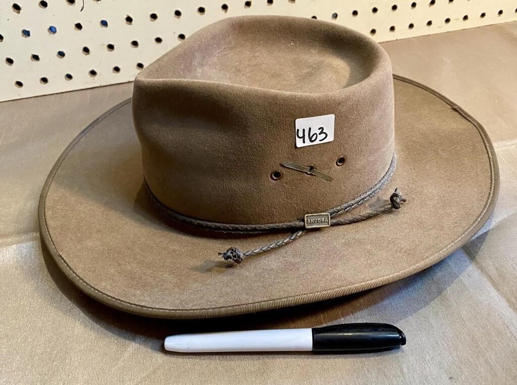 AKUBRA HAT SIZE 59