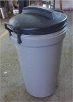 Rubbermaid garbage container on wheels