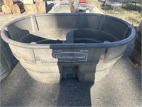 RUBBERMAID 125GAL TROUGH