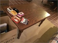 Wood coffee table 18x24x36