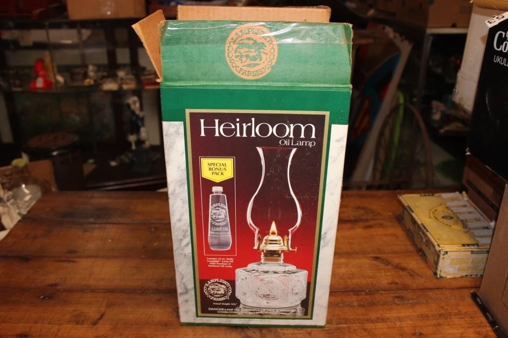 Heirloom glass oil lamp