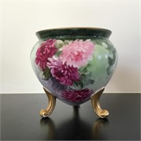 HAND PAINTED CONTINENTAL PORCELAIN VASE