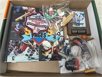 TRAY OF ACTION FIGURES, MISC BASKETBALL,