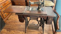 Beautiful Antique Treddle Singer Sewing Machine