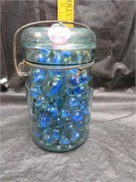 Vintage Atlas E-Z Seal Pint Jar with Marbles