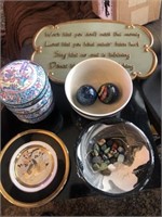 Oriental Stackable bowls, bowls, balls, sign