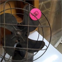 VINTAGE DESK  FAN