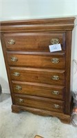 5 drawer, Chest of drawers, 37 x 18 x 54“ tall