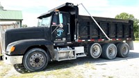 1995 Freightliner, 3 Axle Dump Truck