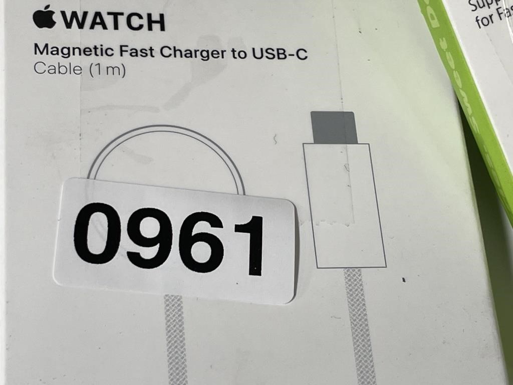 APPLE WATCH MAGNETIC CABLE CHARGER RETAIL $30