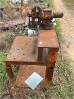 LARGE vise and steel table