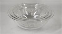 PYREX NEST OF GLASS BOWLS