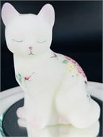 Fenton HP White Opal Satin Sitting Kitty