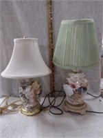2 shell filled lamps